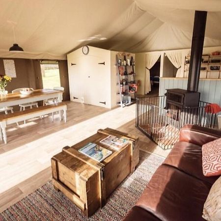Midleydown Luxury Glamping Hotell Exeter Exteriör bild